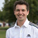 Retrato de Javier García con ropa deportiva